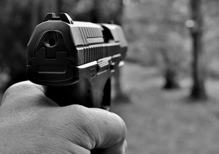 Ταϊλάνδη: Ζηλιάρης πρώην πυροβόλησε τον νέο σύντροφο της συζύγου του