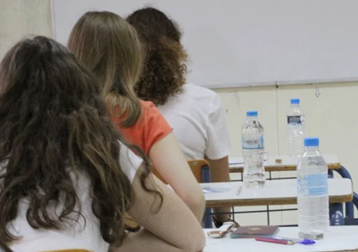 Πανελλαδικές 2018: Ποιοι υποψήφιοι δικαιούνται επίδομα 350 ευρώ
