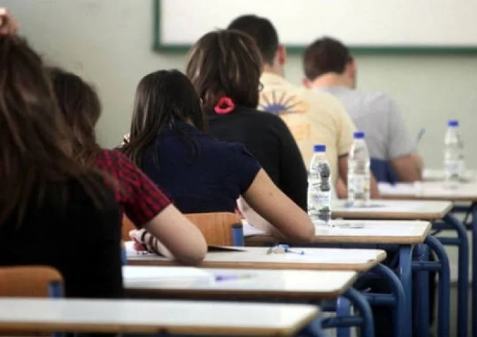 Πανελλήνιες: Εντατικό διάβασμα το προηγούμενο βράδυ; Τι δείχνει νέα έρευνα