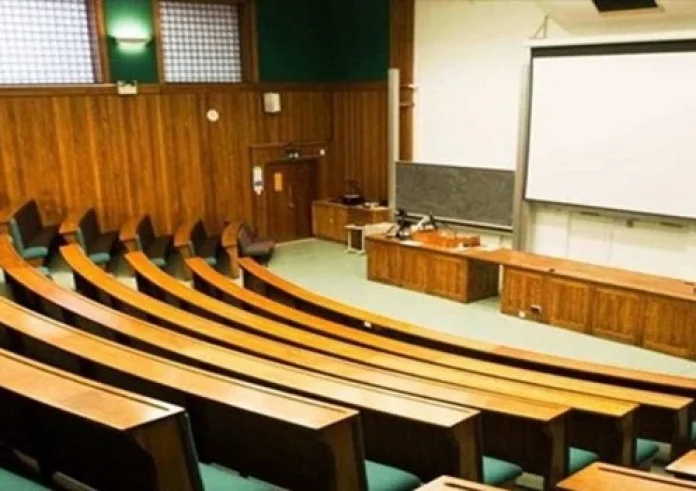 Εγγραφές πρωτοετών φοιτητών 2023 - 2024: Από 31/8 με είσοδο στο eregister.it.minedu.gov.gr