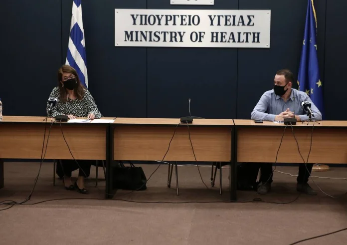 Κορονοϊός-ενημέρωση: Η εικόνα στις ΜΕΘ δεν βελτιώθηκε, τα σχολεία να ανοίξουν μετά τα Φώτα