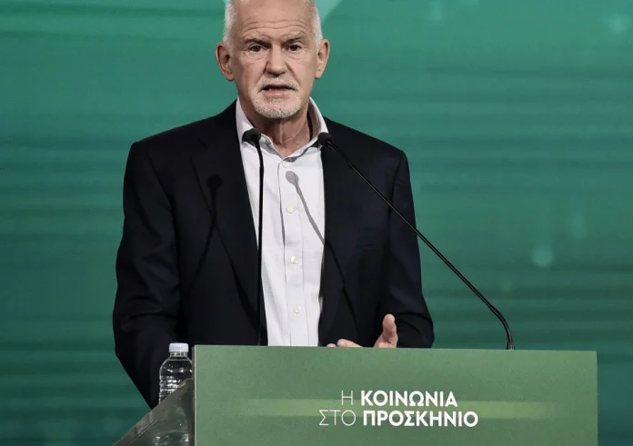 Γιώργος Παπανδρέου στο συνέδριο ΠΑΣΟΚ: Λεφτά υπάρχουν αλλά ποιος τα παίρνει