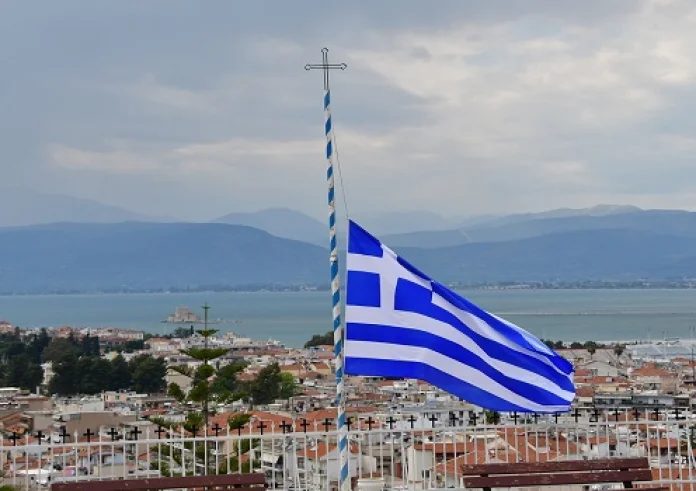 Εθνικό Πένθος: Κανονικά Πανελλήνιες, προαγωγικές εξετάσεις και το τέλος των μαθημάτων στα Δημοτικά
