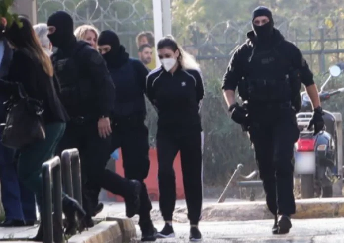 Υπόθεση Πάτρας: Ιατροδικαστής αφήνει ανοιχτό το ενδεχόμενο παθολογικού θανάτου της Ίριδας