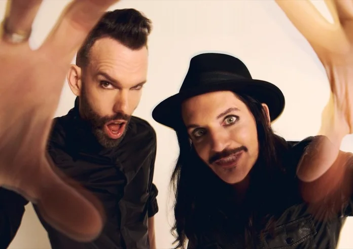 Placebo: Ακύρωσαν τη συναυλία τους στη Θεσσαλονίκη λόγω ασθένειας