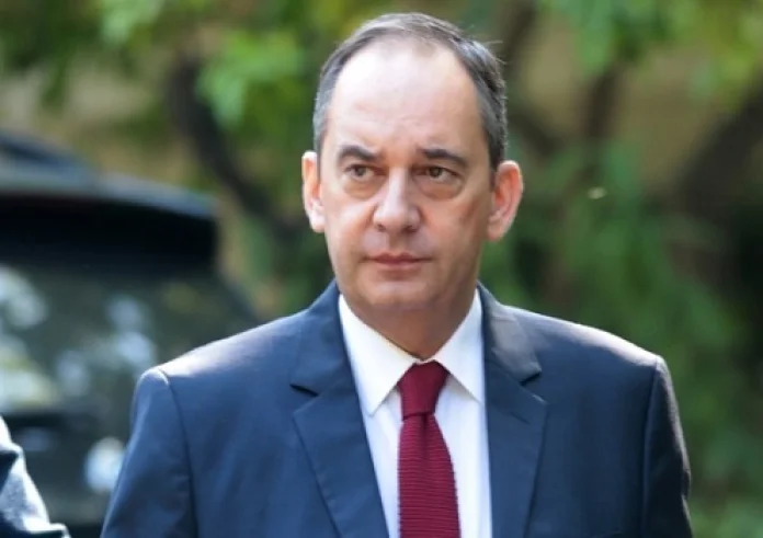 Πήρε Εξιτήριο από τον Ευαγγελισμό μετά την περιπέτεια με τον Covid ο Γιάννης Πλακιωτάκης