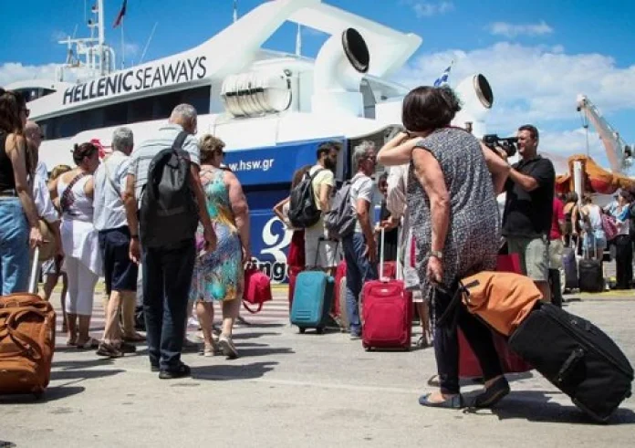 Τουρισμός: Το ελληνικό νησί που σάρωσε στην κρουαζιέρα και υποδέχτηκε 172.000 τουρίστες