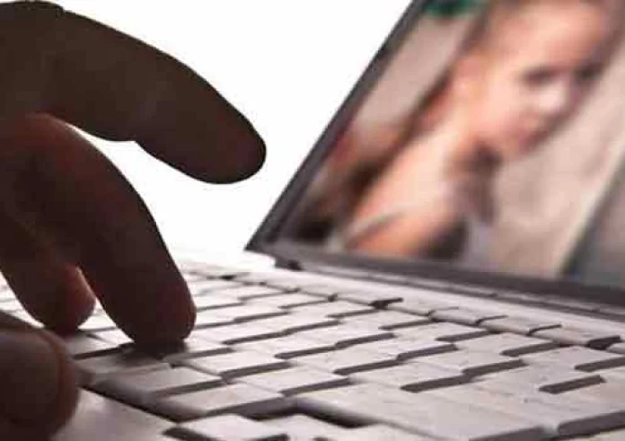 Πάτρα: Γιατί καθυστερεί η έρευνα για το revenge porn; Tι απαντά η εκπρόσωπος Τύπου της ΕΛ.ΑΣ.