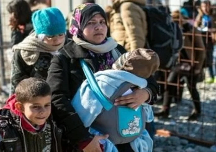 Ολοκληρώθηκε η μεταφορά 795 αιτούντων άσυλο από τη Λέσβο στην Ελευσίνα