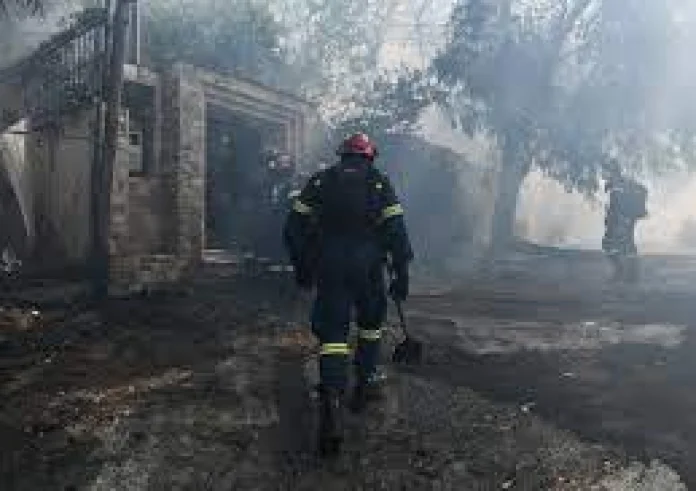 ΥΠΟΙΚ: Παράταση προθεσμιών φορολογικών υποχρεώσεων για τους πληγέντες από πυρκαγιές