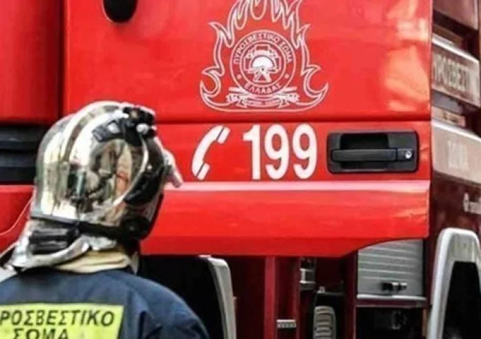 Πάρος: Πυρκαγιά στα Λιβάδια Παροικιάς από κλιματιστικές μονάδες επαγγελματικού χώρου