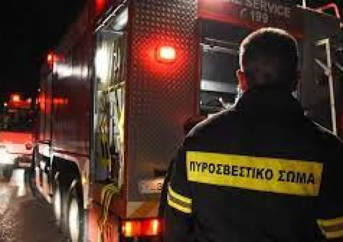 Φωτιά στο Σκοπευτήριο Καισαριανής - Οριοθετήθηκε άμεσα