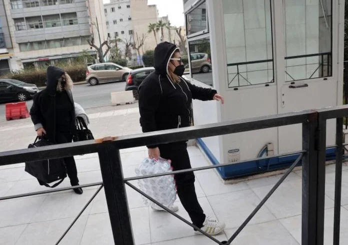 Ρούλα Πισπιρίγκου: Αποχώρησαν από τη ΓΑΔΑ η μητέρα και η αδερφή της