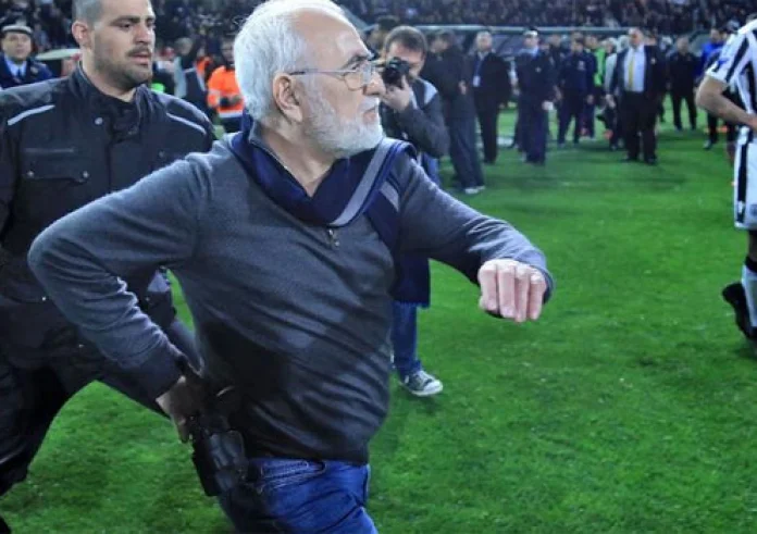 Βαριές ποινές για το ΠΑΟΚ-ΑΕΚ: Αφαίρεση βαθμών και 3 έτη απαγόρευση εισόδου στον Σαββίδη