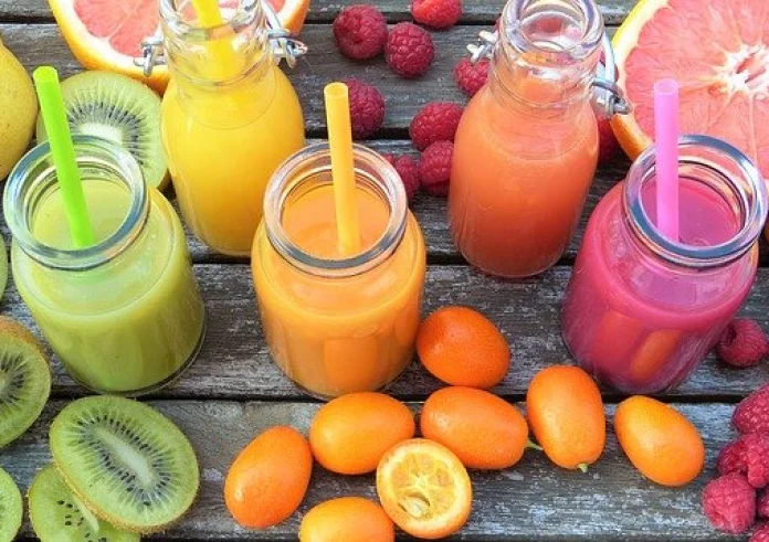 Τρεις επιλογές smoothies για να μειώσετε το λίπος στην κοιλιά