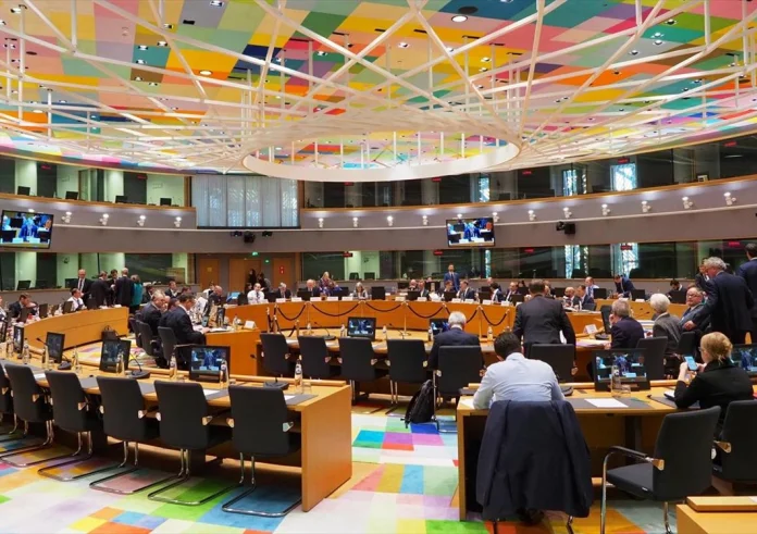 Eurogroup: Αντίστροφη μέτρηση για την έξοδο της Ελλάδας από το καθεστώς ενισχυμένης εποπτείας