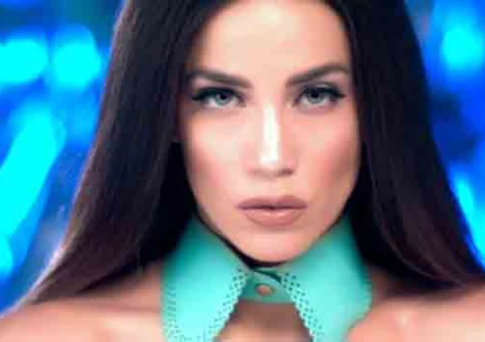 Κατερίνα Στικούδη: Πρέπει η Eurovision να με φλερτάρει πρώτη για να την φλερτάρω και εγώ