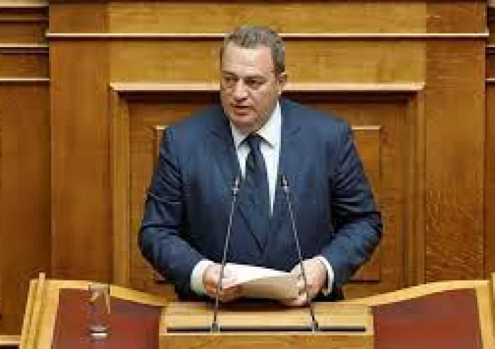 «Πυρά» Στυλιανίδη σε γαλάζιους βουλευτές και υπουργούς