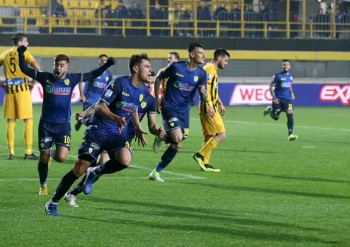 Προγνωστικά Superleague: Δυάδα επιλογών με παράδοση και στατιστική