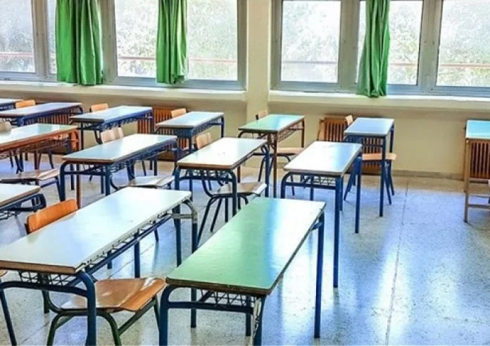 Κλειστά τα σχολεία μέχρι τις 7 Ιανουαρίου - Άνοιγμα σε δύο φάσεις. Πότε θα ανοίξουν εστίαση και μαγαζιά