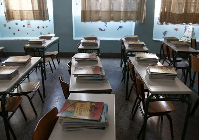 Πάτρα: Μαθητές Δημοτικού στο νοσοκομείο μετά από κατανάλωση χαπιών