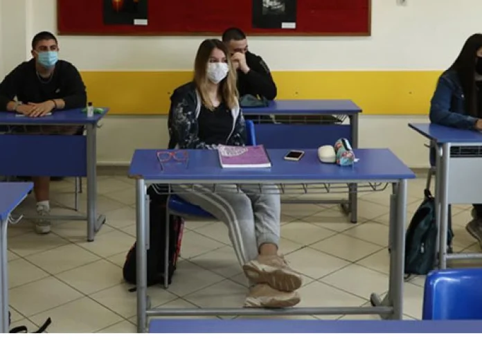 Κύπρος: Από την ηλικία των 12 ετών και άνω υποχρεωτική η χρήση μάσκας