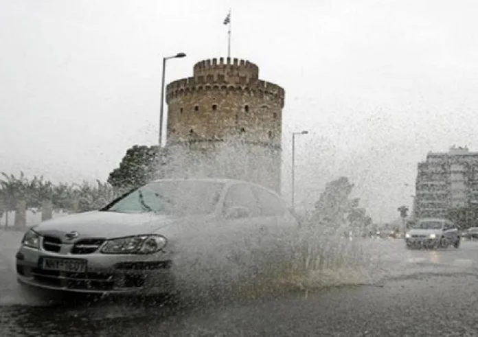 Επικαιροποιήθηκε το έκτακτο δελτίο καιρού: Άνεμοι 9 μποφόρ, πτώση θερμοκρασίας, καταιγίδες από το απόγευμα