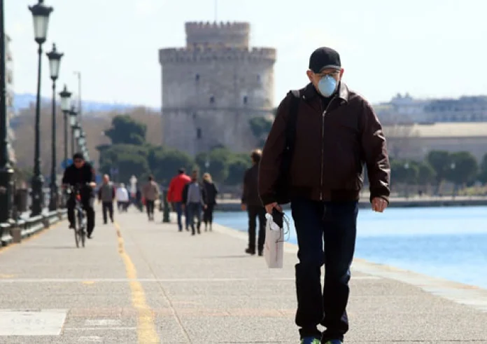 Καμπανάκι από το ΑΠΘ: Δραματική επιδείνωση των κρουσμάτων αν δεν τηρηθούν τα μέτρα
