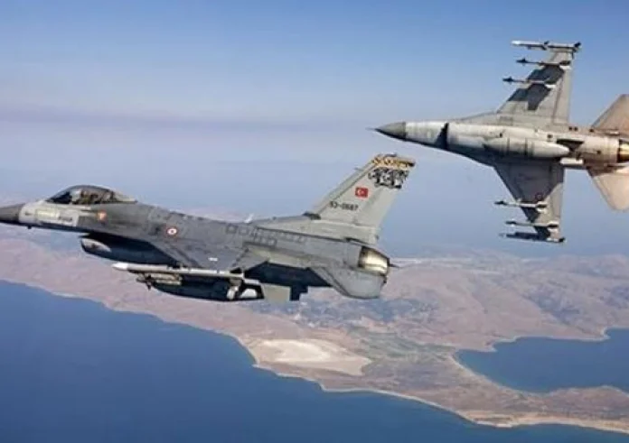 Μπαράζ προκλήσεων με έξι εμπλοκές ελληνικών και τουρκικών μαχητικών