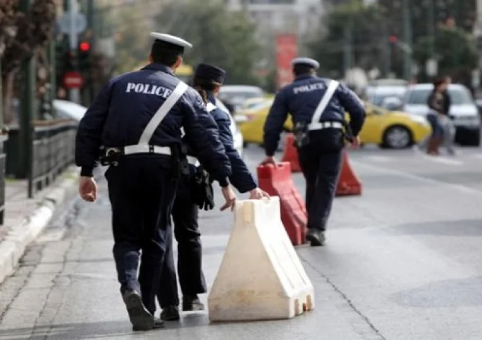 Αυξημένα μέτρα από την Τροχαία για την 28η Οκτωβρίου - Ποιοι δρόμοι θα είναι κλειστοί