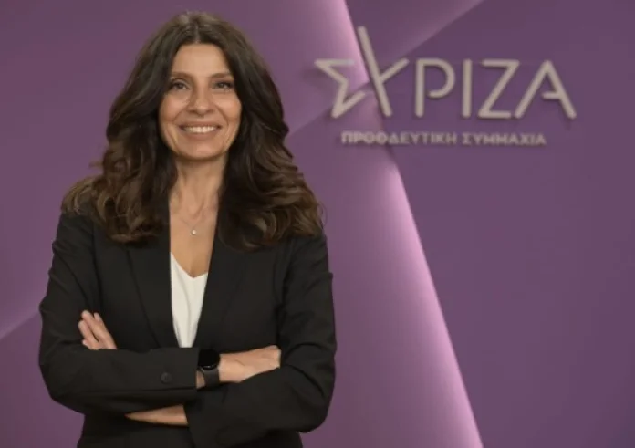 Η Πόπη Τσαπανίδου παραιτήθηκε από εκπρόσωπος Τύπου του ΣΥΡΙΖΑ