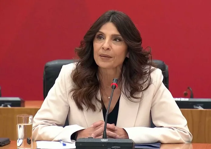 Τσαπανίδου για Τέμπη: Καταπέλτης το πόρισμα των εμπειρογνωμόνων προσωπικά για τον κ. Μητσοτάκη