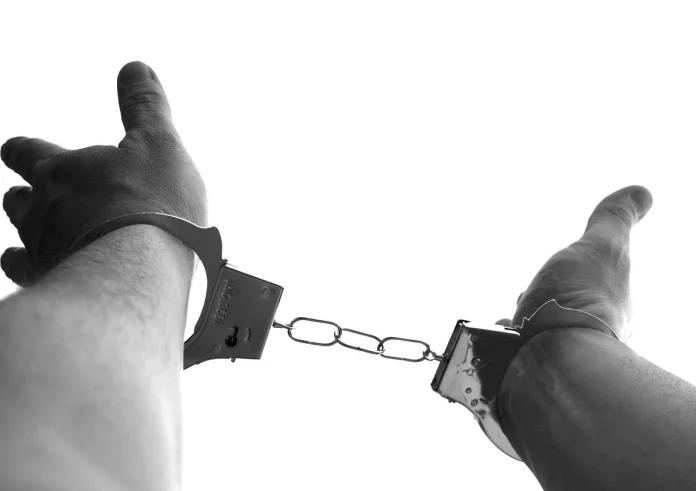 Περιστέρι: Δεν παραδέχεται τις πράξεις του ο 34χρονος επιδειξίας – Τα ξημερώματα παρενοχλούσε γυναίκες και μετά πήγαινε για δουλειά