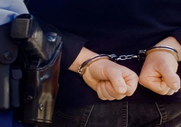 Θεσσαλονίκη: Συνελήφθη 69χρονος που παρενόχλησε κορίτσια μέσα σε λεωφορείο