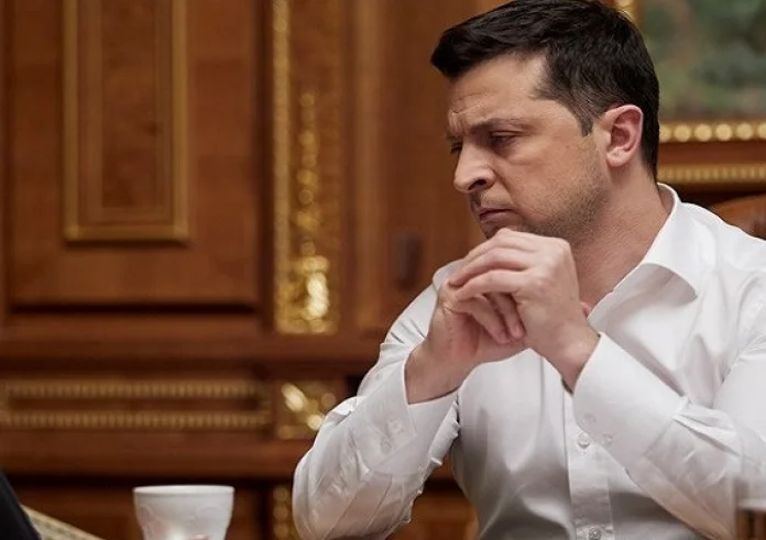 Οργή Ζελένσκι για Τραμπ: Θεωρεί «αδιανόητο» ότι είναι με το μέρος του Πούτιν