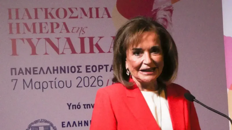 Ντόρα Μπακογιάννη: «Και τι προτείνεται τώρα που έχω παιδί αγνώστου πατρός; Να το καταπιώ;»