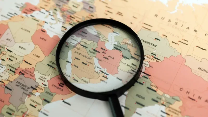 Μέση Ανατολή, γεωπολιτικές σχέσεις με απλά λόγια: Ποιοι στηρίζουν το Ιράν και ποιοι τις ΗΠΑ