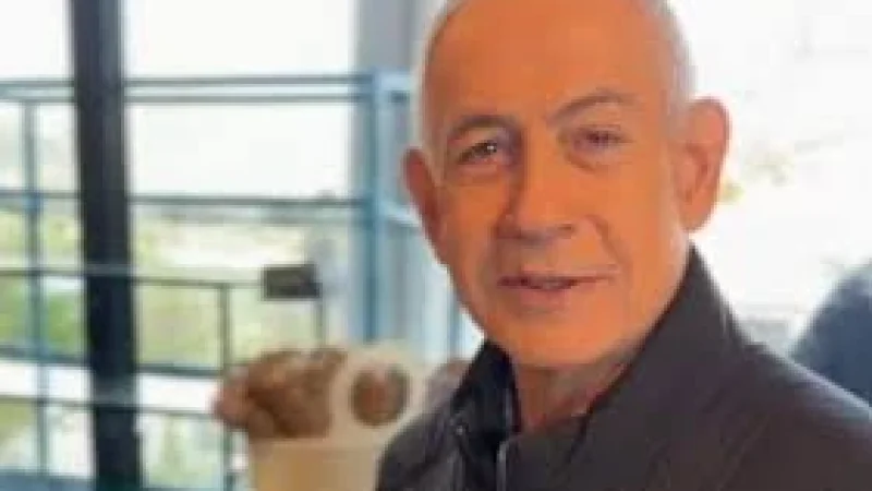 Ο Νετανιάχου διαψεύδει τις φήμες ότι είναι νεκρός: «Θα πέθαινα για έναν καφέ»