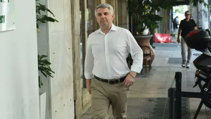 Όλο το παρασκήνιο από τη διαγραφή Κωνσταντινόπουλου από το ΠΑΣΟΚ