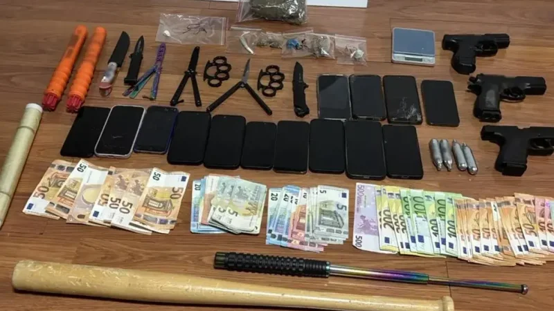 Σοκαριστική δράση εγκληματικών οργανώσεων: Ανήλικοι διακινούσαν ναρκωτικά σε μαθητές