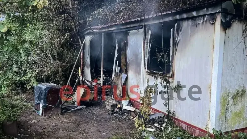 Τα τέσσερα νεκρά αδέρφια έμεναν 30 χρόνια στο κοντέινερ – «Δίπλα ήταν το σπίτι που είχε καταστραφεί από τον σεισμό»
