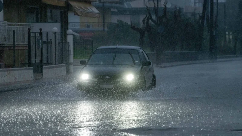 Καταστροφικές πλημμύρες στην Κοζάνη: 85 χιλιοστά βροχής έπεσαν στην Κοιλάδα
