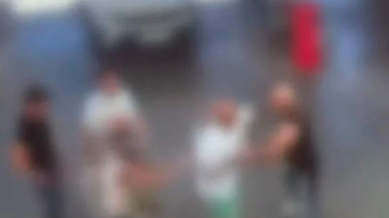 Ραφήνα: Βίντεο-σοκ από την αιματηρή επίθεση με μαχαίρι σε βενζινάδικο